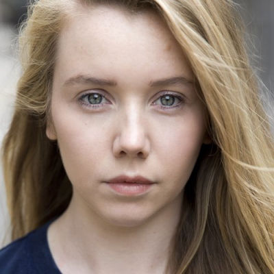 lauren-lyle